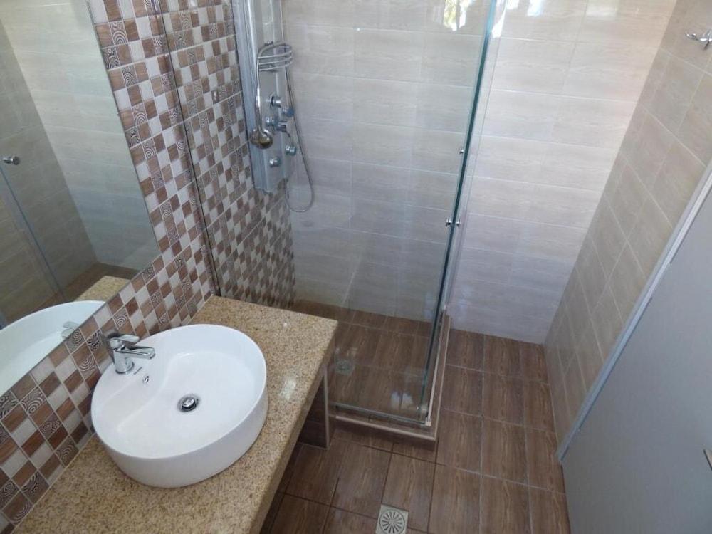 Paradiso Apartments إيبسوس المظهر الخارجي الصورة