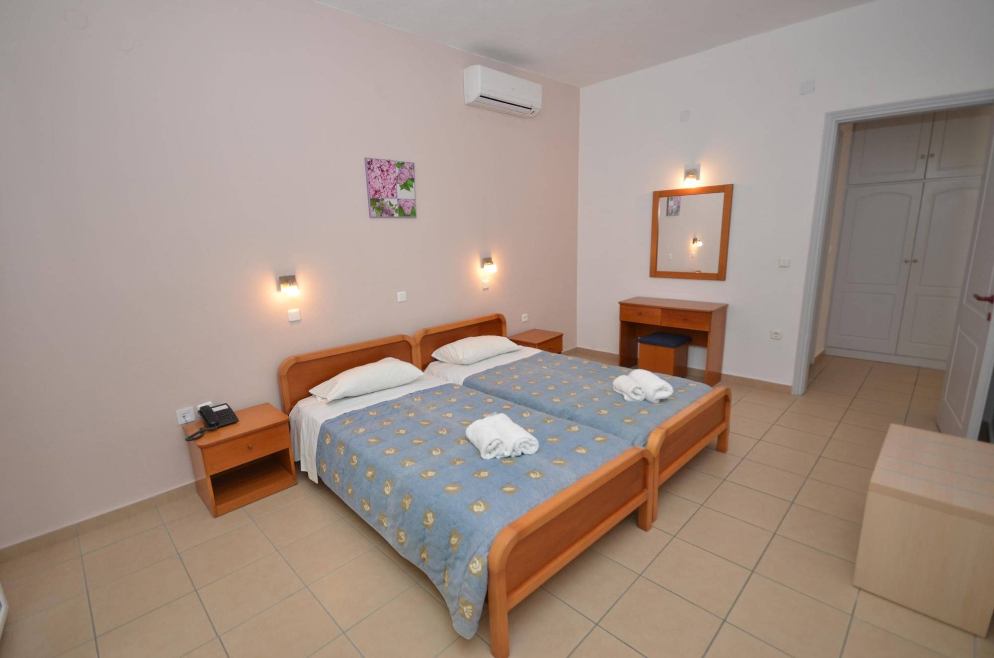 Paradiso Apartments إيبسوس المظهر الخارجي الصورة